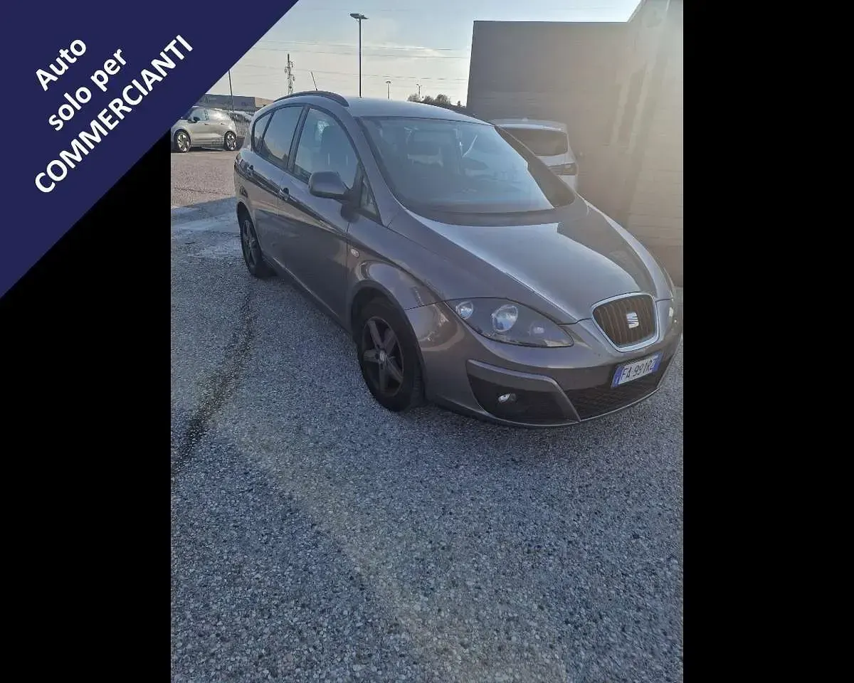 Usata Seat Altea XL I-Tech 105 CV (77 kW) 2015 Grigio metalizzato scuro Monovolume