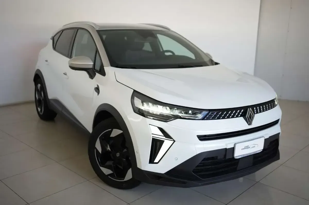 Usata Renault Captur Techno 101 CV (74 kW) 2025 Bianco+tetto grigio SUV