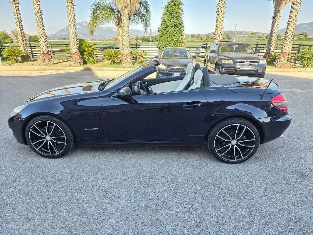 Usata Mercedes SLK200 184 CV (135 kW) 2008 Blu/azzurro Cabrio