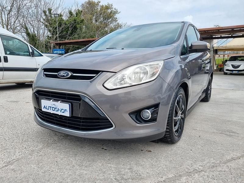 Usata Ford C-MAX Titanium 115 CV (84 kW) 2012 Grigio Monovolume