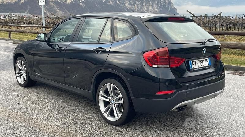 Usata BMW X1 Efficient Dynamics 116 CV (85 kW) 2013 Nero SUV