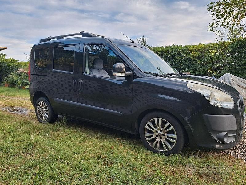 Usata Fiat Doblò 2010 Nero Monovolume