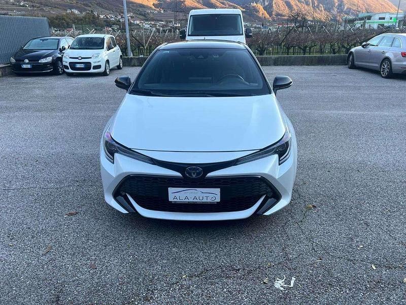Bianco Usata 2022 Toyota Corolla Style Tre volumi | 22.000 € (Buon prezzo) - Immagine 1/4