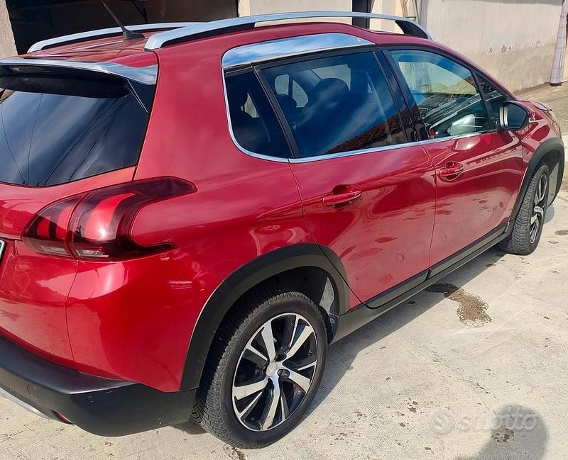 Usata Peugeot 2008 Allure 120 CV (88 kW) 2018 Rosso SUV