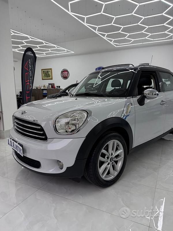 Usata Mini Cooper D Countryman 111 CV (81 kW) 2011 Bianco SUV