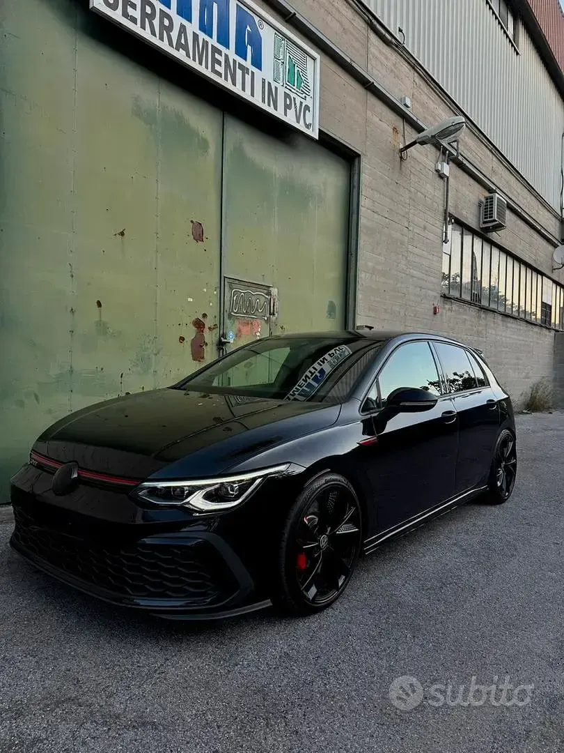 Usata VW Golf VIII GTI 245 CV (180 kW) 2021 Nero Berlina