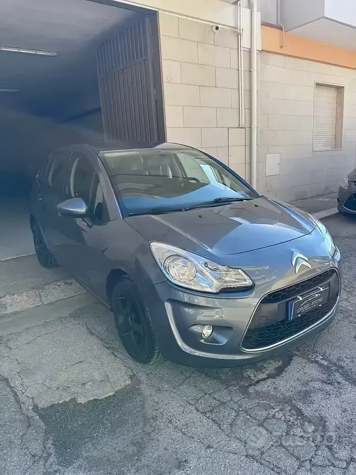 Usata Citroën C3 Exclusive 68 CV (50 kW) 2012 Grigio Berlina