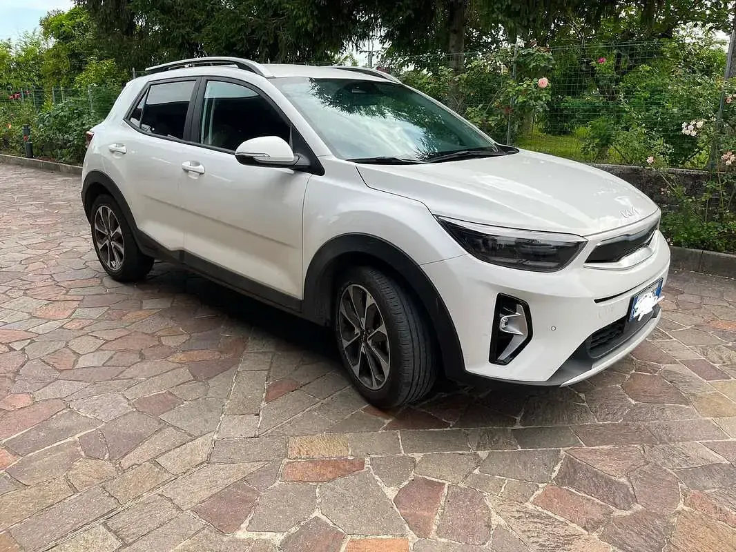 Usata Kia Stonic Style 101 CV (74 kW) 2023 SUV