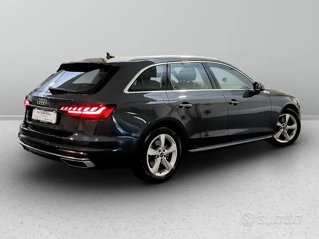 Usata Audi A4 Advanced Plus 163 CV (119 kW) 2024 Grigio Station wagon