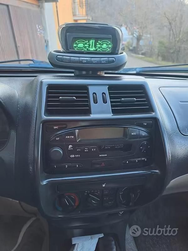 Gebraucht Nissan Terrano 125 PS (91 kW) 2001 Schwarz SUV