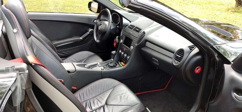 Begagnad Mercedes SLK200 184 HK (135 kW) 2008 Cab