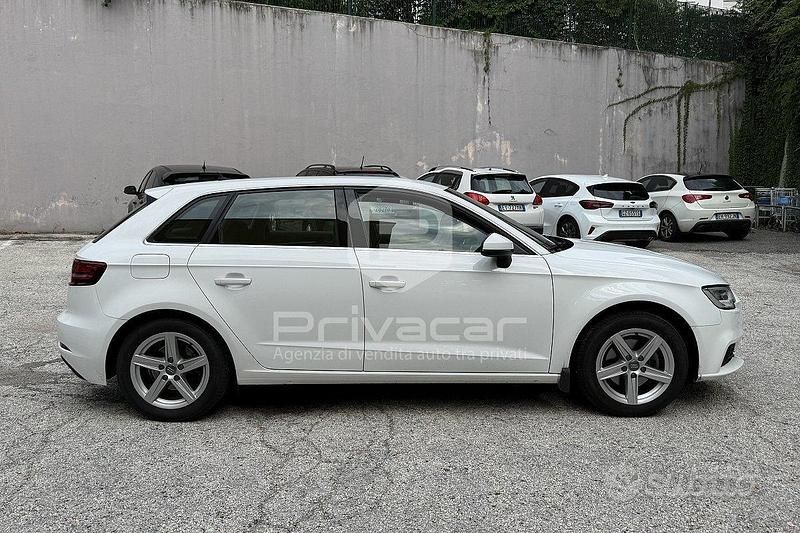 Usata Audi A3 Sportback Admired 150 CV (110 kW) 2018 Bianco Utilitaria