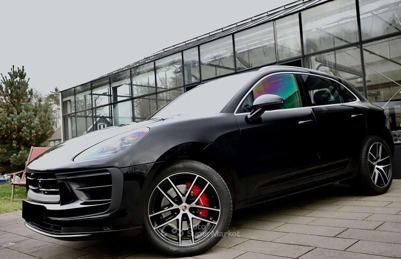 Usata Porsche Macan 381 CV (280 kW) 2024 Nero profondo SUV