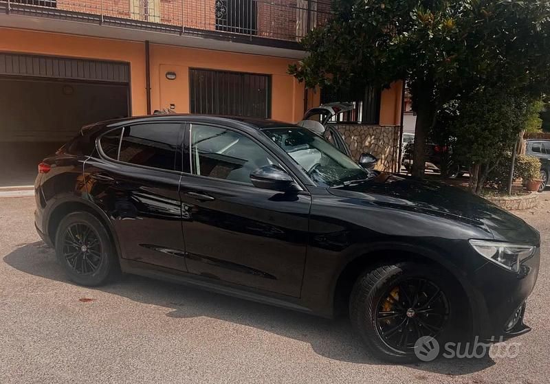 Usata Alfa Romeo Stelvio 2017 Nero SUV