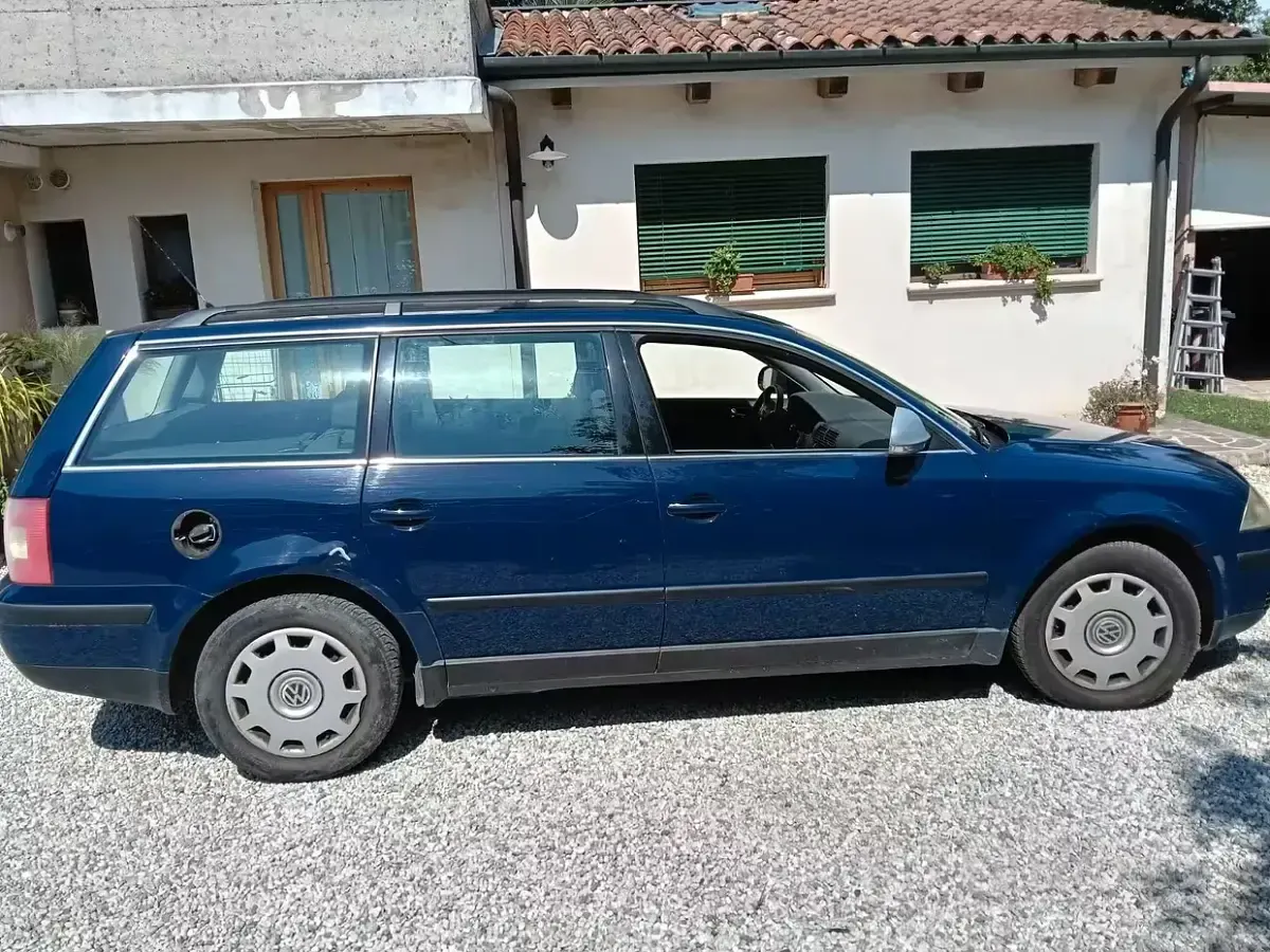 Usata VW Passat 75 CV (55 kW) 2005 Station wagon