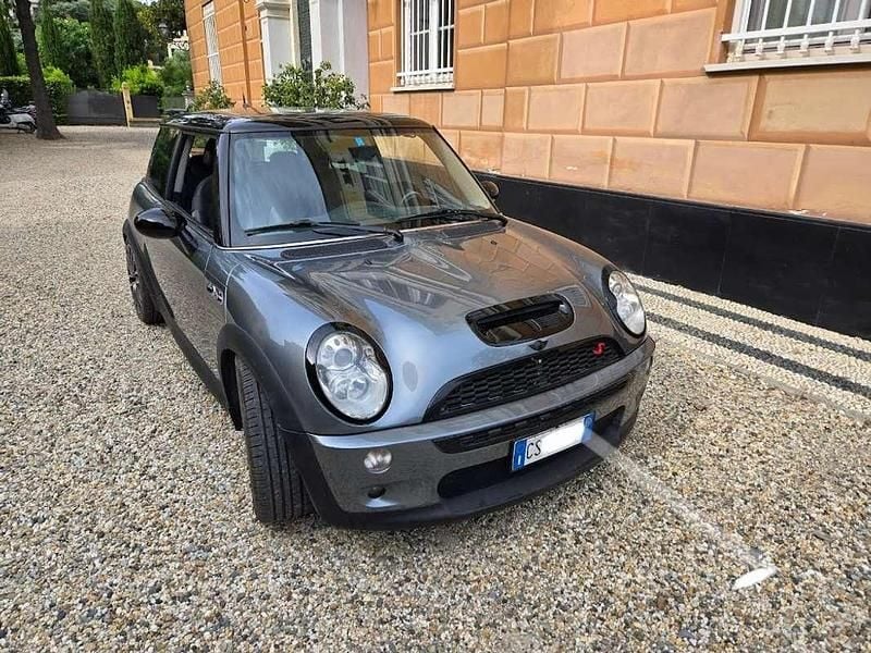 Usata Mini Cooper S 170 CV (125 kW) 2005 Grigio Utilitaria
