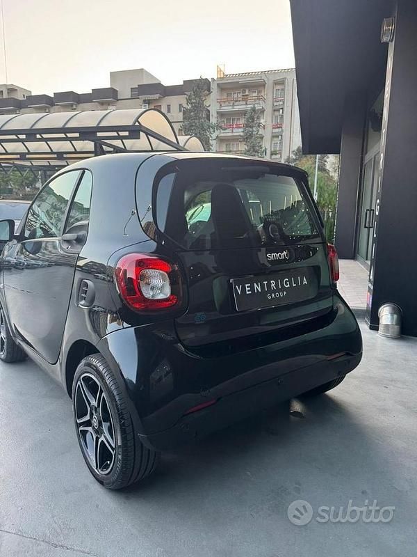 Usata Smart ForTwo Coupé 2021 Utilitaria