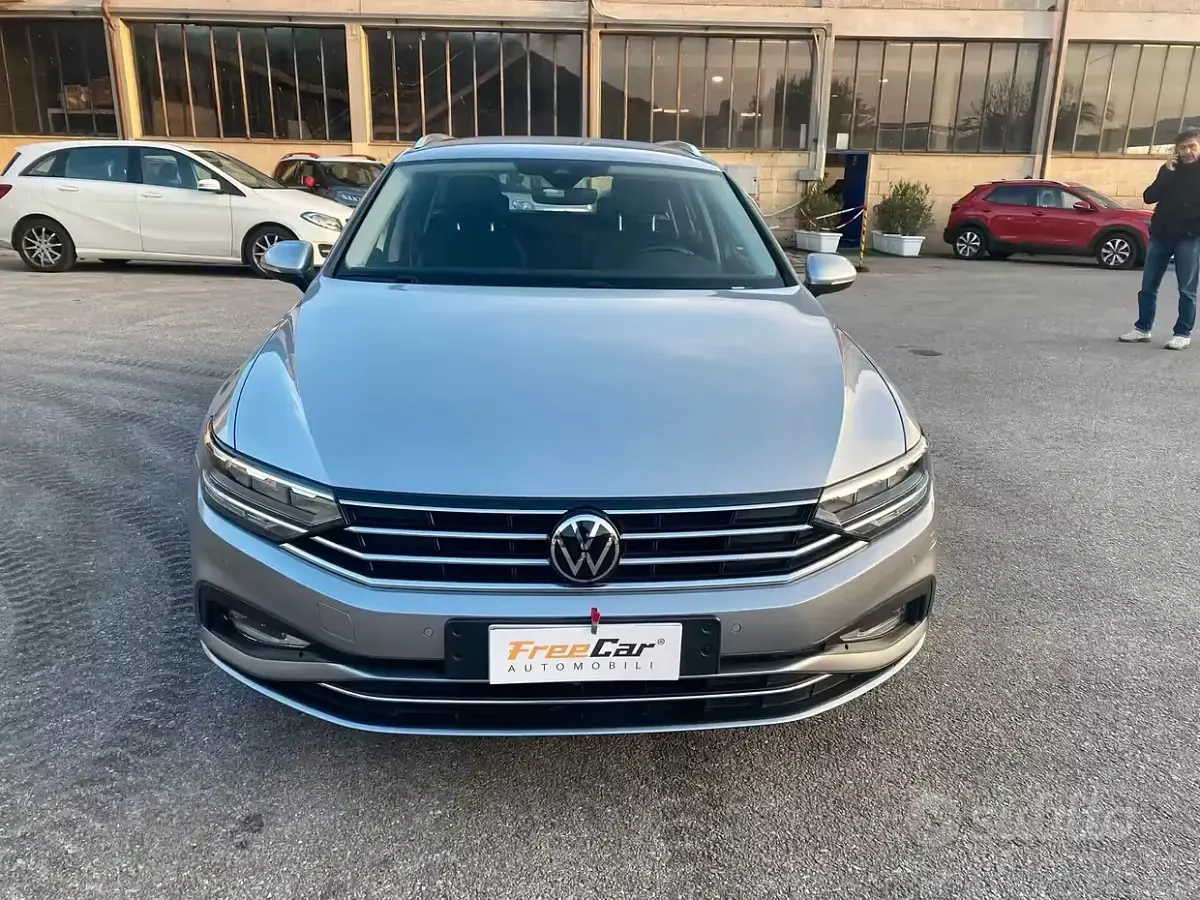 Occasion VW Passat Business 122 PK (89 kW) 2021 Grijs Stationwagen