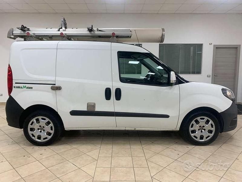 Usata Fiat Doblò 120 CV (88 kW) 2018 Bianco Monovolume
