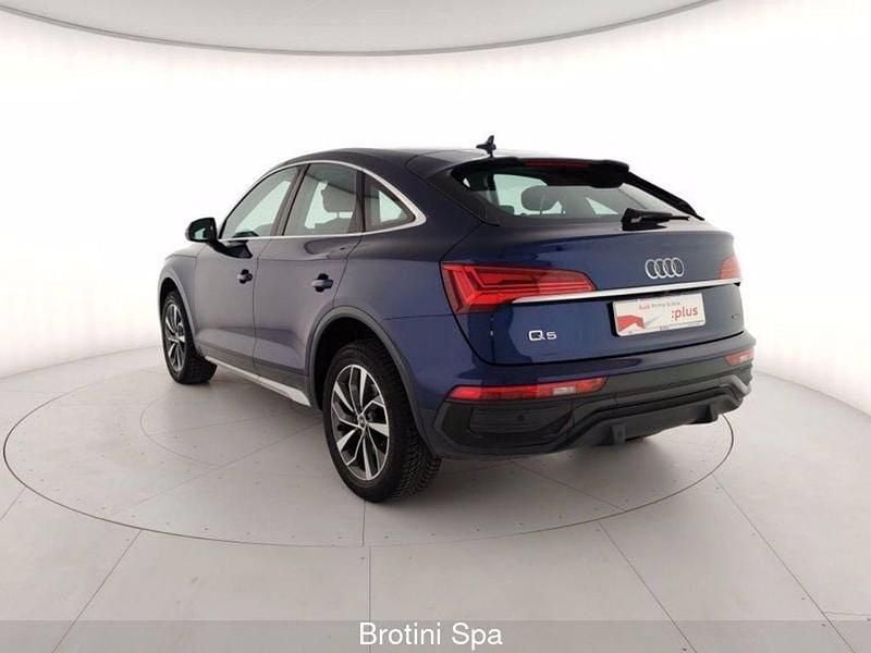 Usata Audi Q5 Sportback Advanced 204 CV (150 kW) 2023 Blu metallizzato SUV