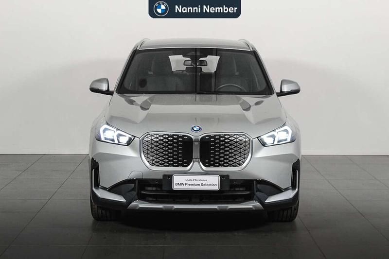 Usata BMW iX1 xLine 149 kW (203 CV) 2024 Grigio SUV