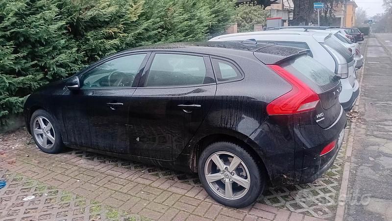Usata Volvo V40 2018 Nero Berlina