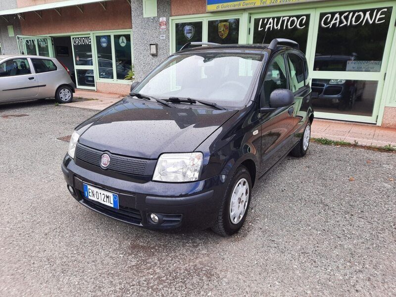 Usata Fiat Panda Active 69 CV (50 kW) 2012 Nero Utilitaria