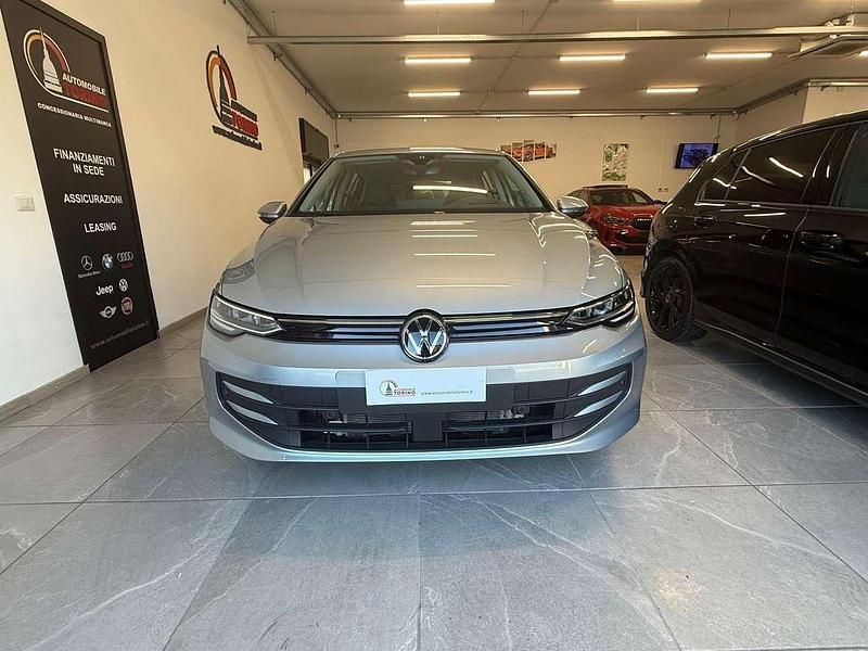 Usata VW Golf VIII Life 150 CV (110 kW) 2025 Grigio Berlina
