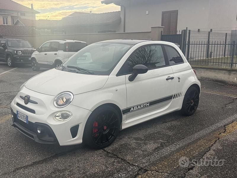 Usata Abarth 595 Esseesse 180 CV (132 kW) 2021 Bianco Berlina