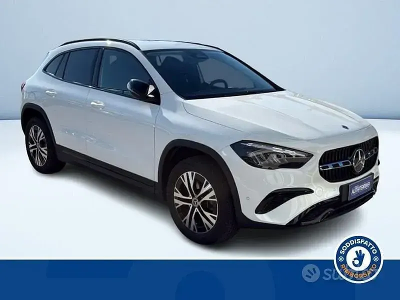 Begagnad Mercedes GLA180 Advanced 116 HK (85 kW) 2025 Vit SUV