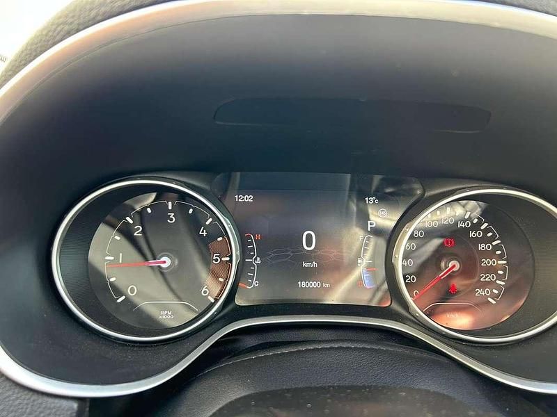 Usata Jeep Compass Limited 140 CV (102 kW) 2019 Nero SUV