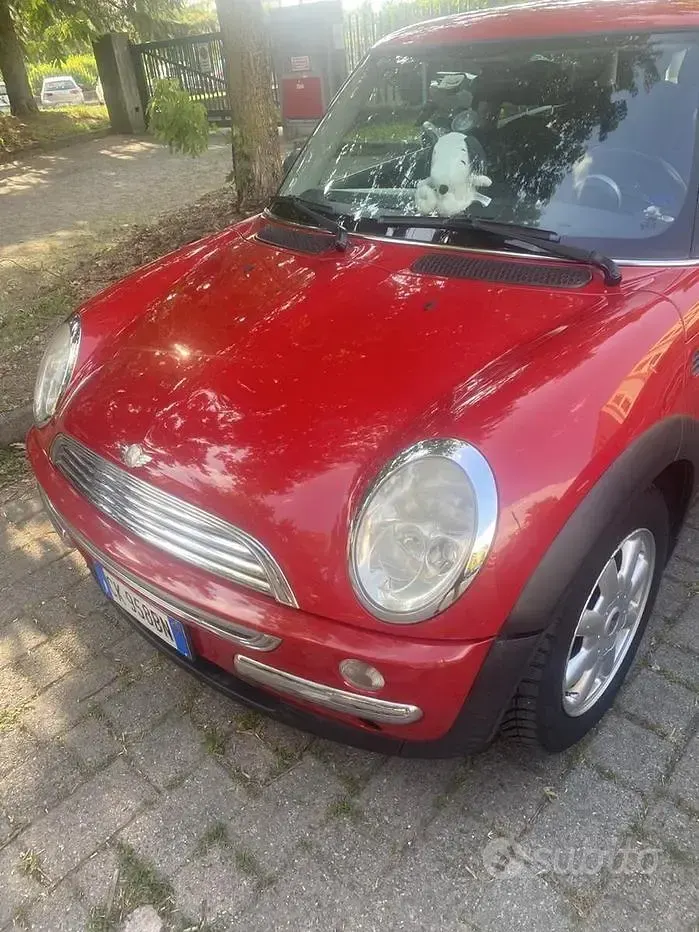Usata Mini ONE 90 CV (66 kW) 2003 Rosso Utilitaria