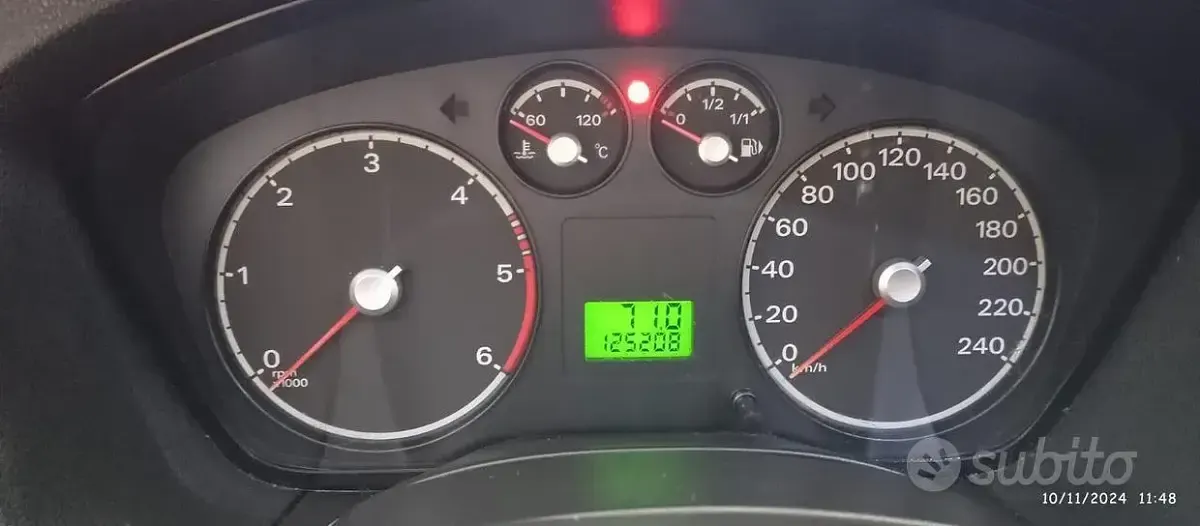 Usata Ford Focus 110 CV (80 kW) 2005 Berlina