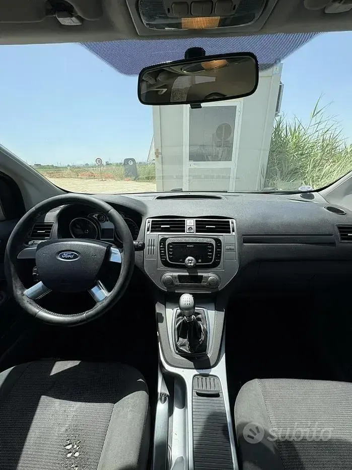 Usata Ford Kuga 136 CV (100 kW) 2010 Nero SUV