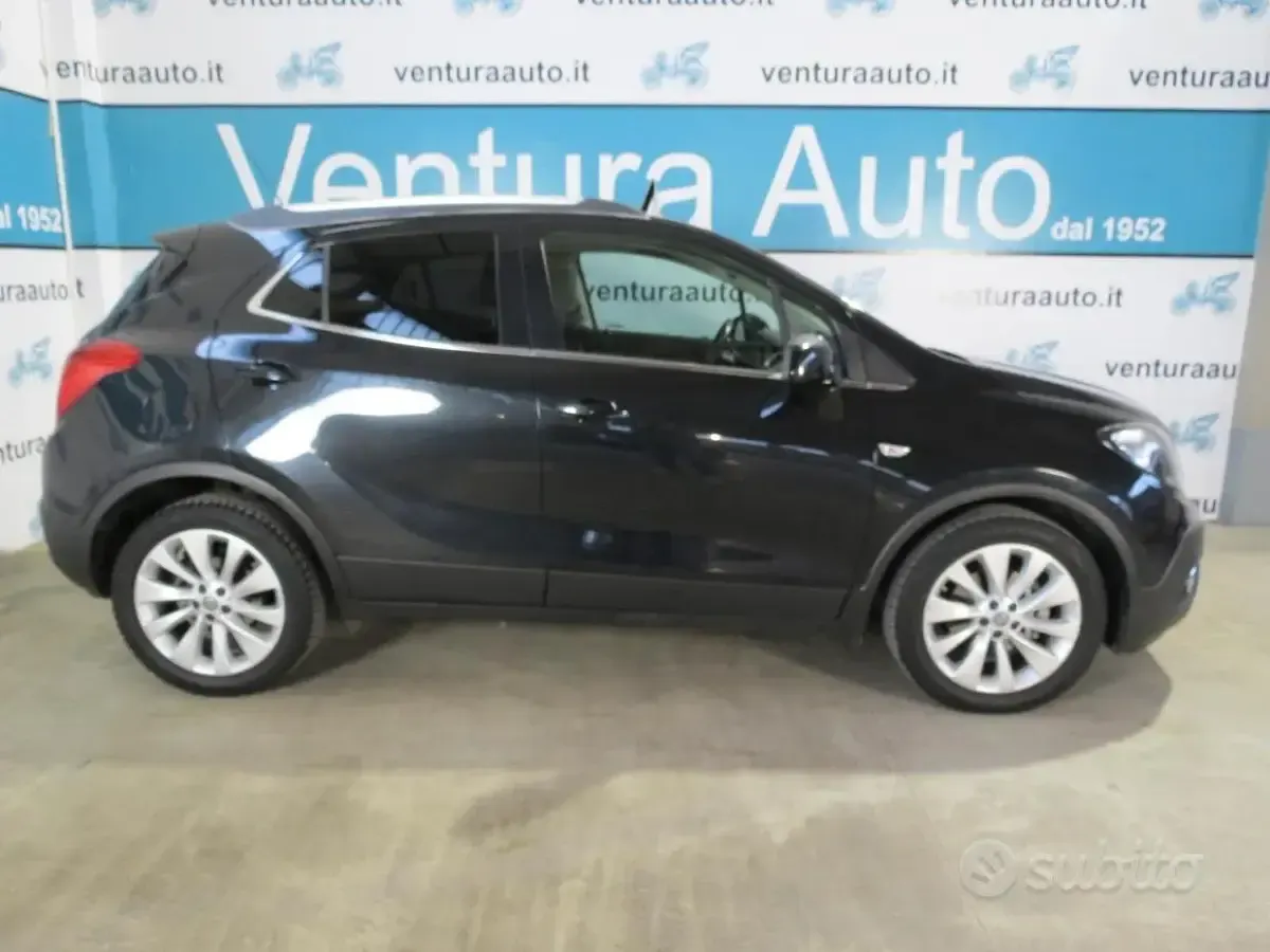 Usata Opel Mokka Cosmo 116 CV (85 kW) 2016 Nero SUV
