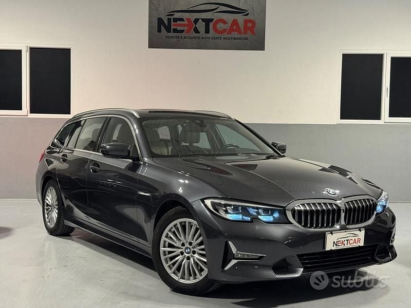 Usata BMW 320 Luxury Line 190 CV (139 kW) 2020 Grigio Station wagon