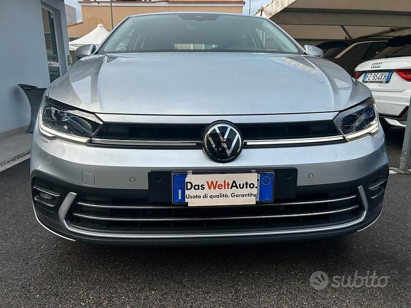 Usata VW Polo Style 90 CV (66 kW) 2023 Grigio Utilitaria