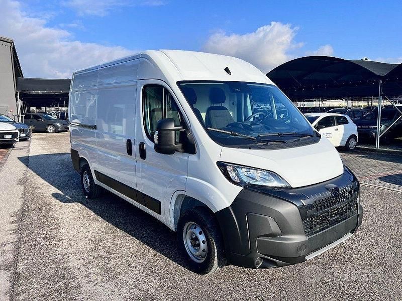 Nuova Peugeot Boxer S 2025 Bianco Furgone