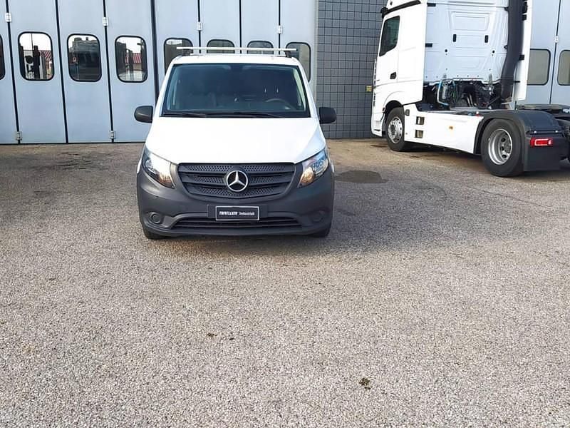 Usata Mercedes Vito 115 CV (84 kW) 2019 Bianco Furgone
