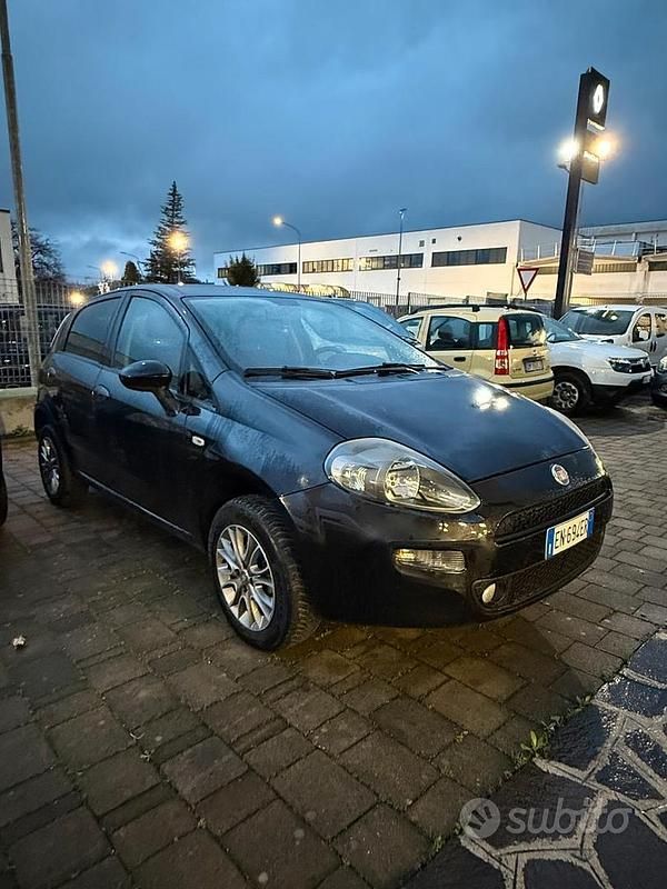 Usata Fiat Grande Punto 77 CV (56 kW) 2012 Blu Utilitaria