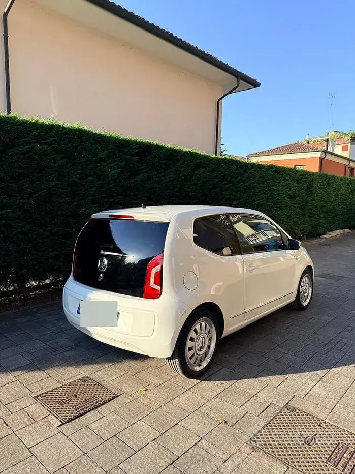 Usata VW up! 75 CV (55 kW) 2012 Bianco Utilitaria