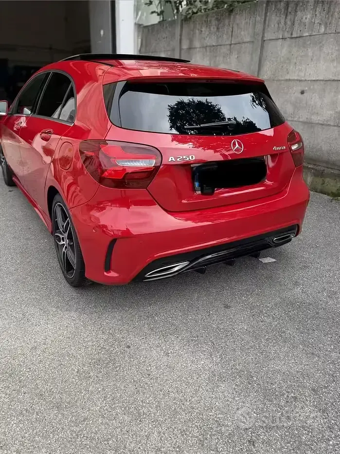 Usata Mercedes A250 Premium 211 CV (155 kW) 2017 Rosso Berlina