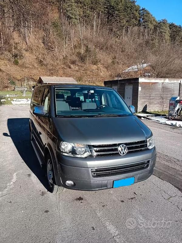 Usata VW Multivan 180 CV (132 kW) 2011 Monovolume