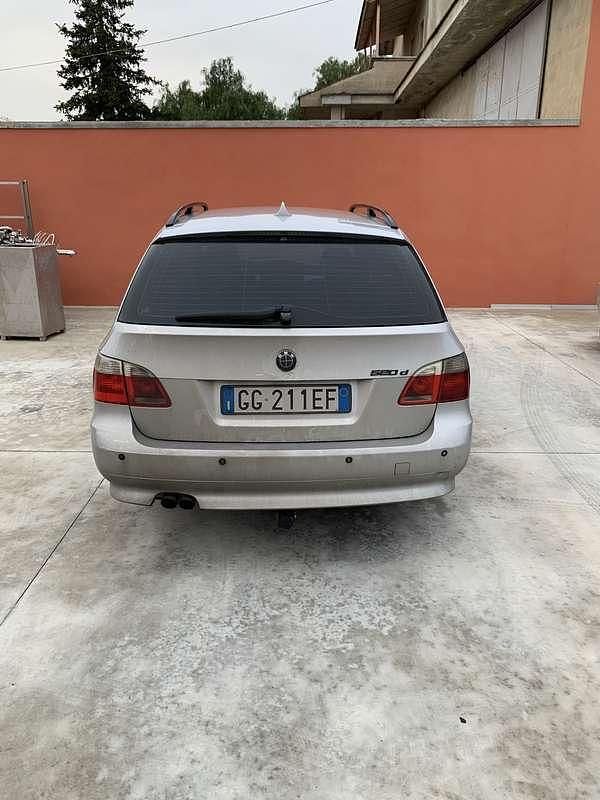 Usata BMW 530 Efficient Dynamics 218 CV (160 kW) 2005 Argento Station wagon