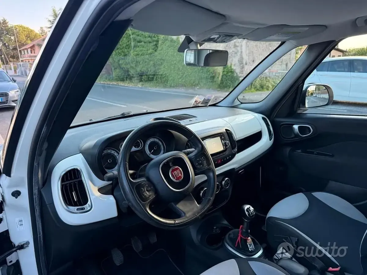 Usata Fiat 500L Lounge 85 CV (62 kW) 2013 Bianco Monovolume