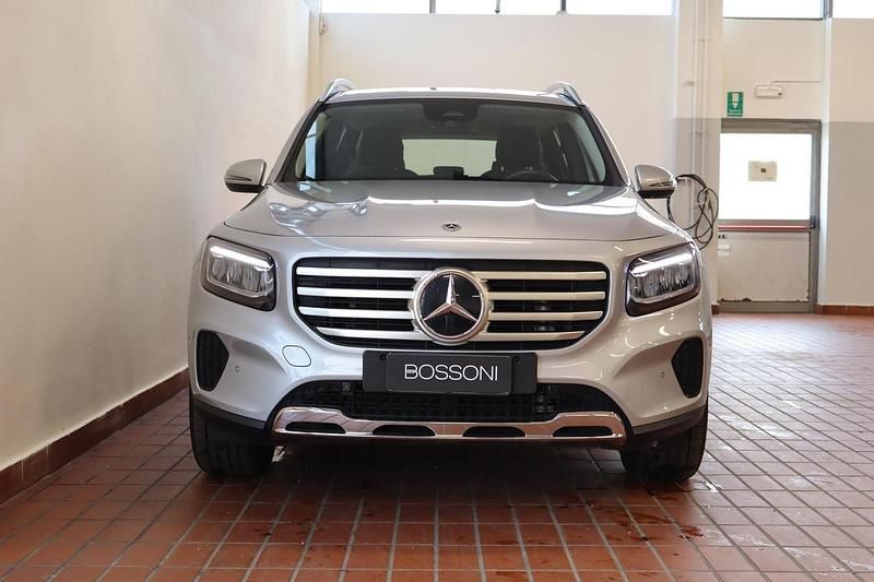 Begagnad Mercedes GLB180 Advanced 116 HK (85 kW) 2025 Silver SUV