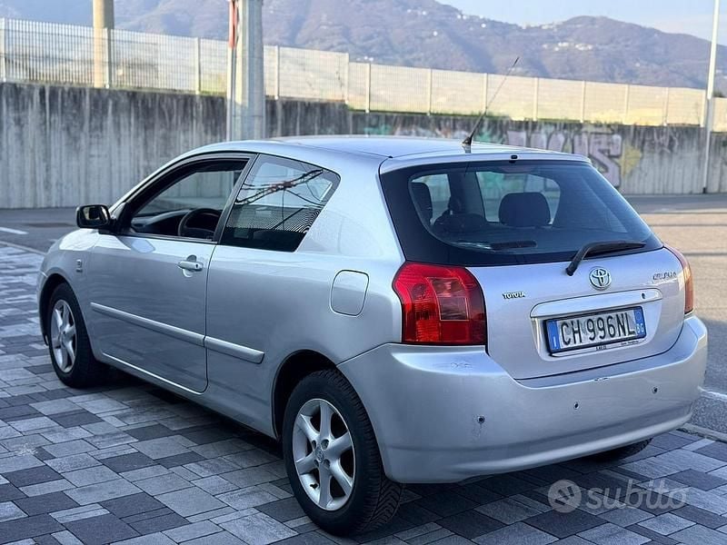 Usata Toyota Corolla 110 CV (80 kW) 2003 Other Berlina