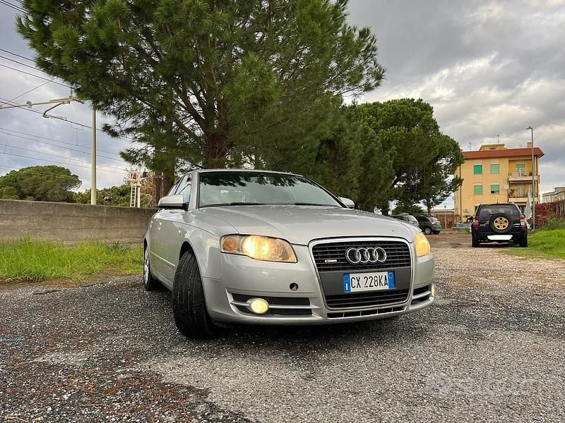 Usata Audi A4 140 CV (102 kW) 2005 Grigio Berlina