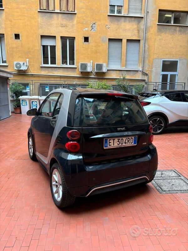 Usata Smart ForTwo Coupé 61 CV (44 kW) 2013 Nero Coupé
