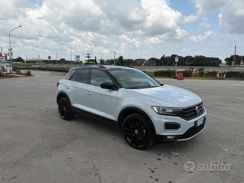 Usata VW T-Roc Advance 116 CV (85 kW) 2018 Bianco SUV